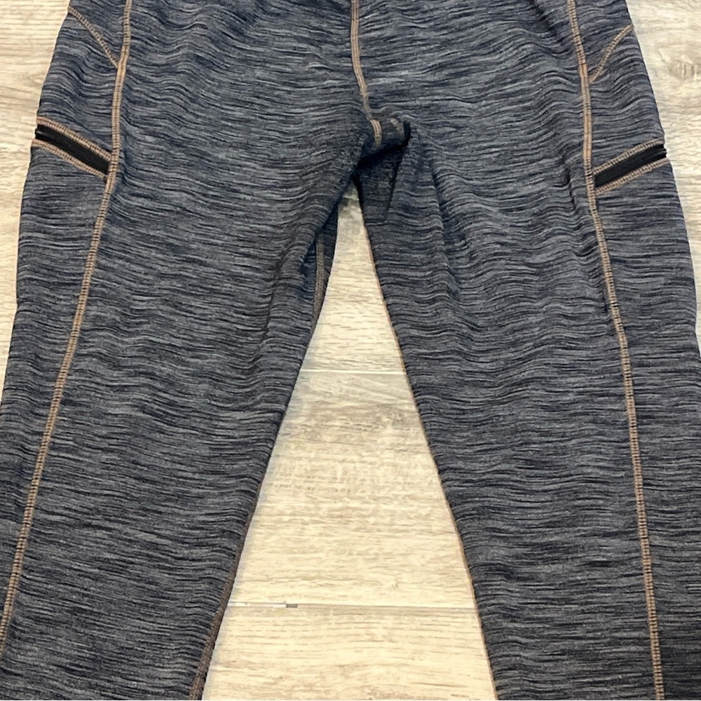 Athleta Cozy Drifter Side Zip Pockets Ankle Leggings Size Small 258064 Gray‎ - Picture 6 of 10